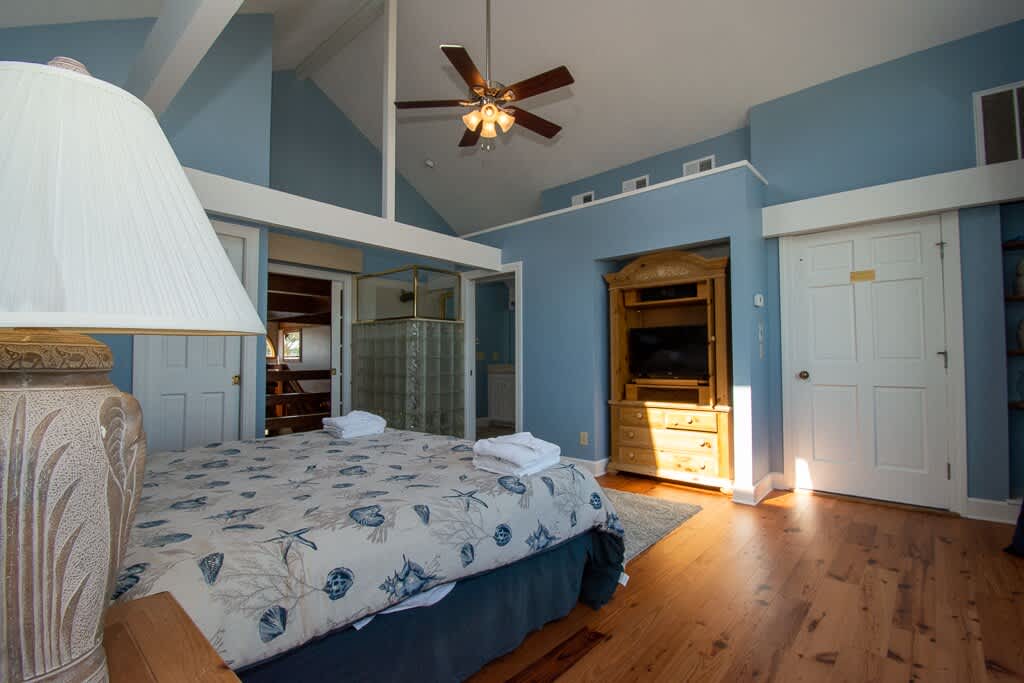 Primary Bedroom with a King Bed and En-Suite 