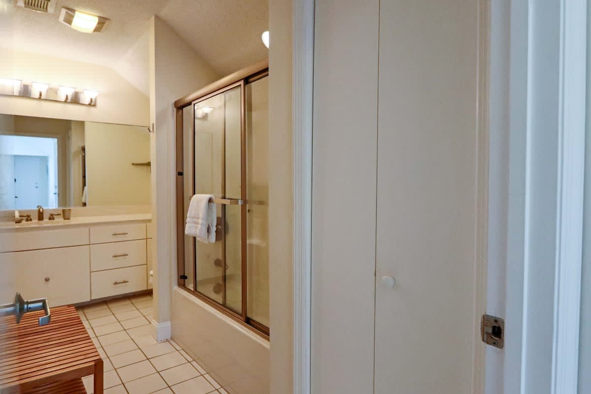458 Tarpon Blvd | Photo 35