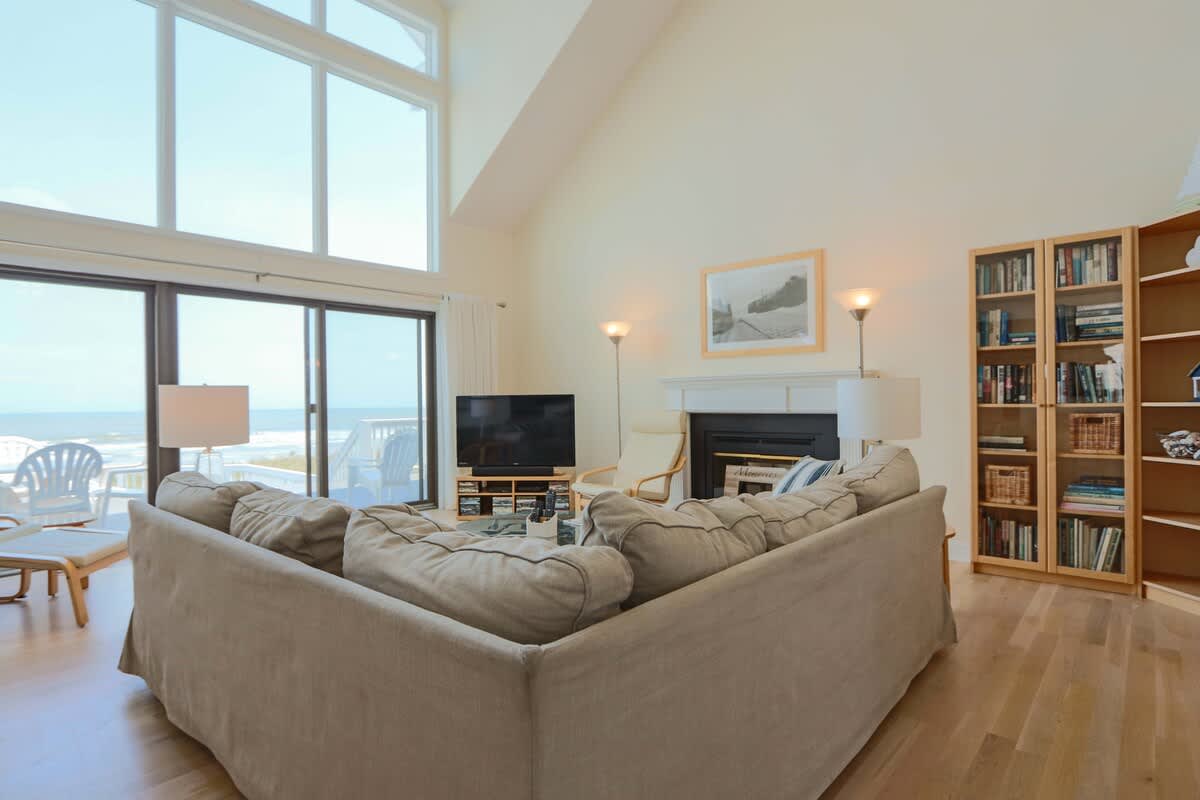 458 Tarpon Blvd | Photo 13