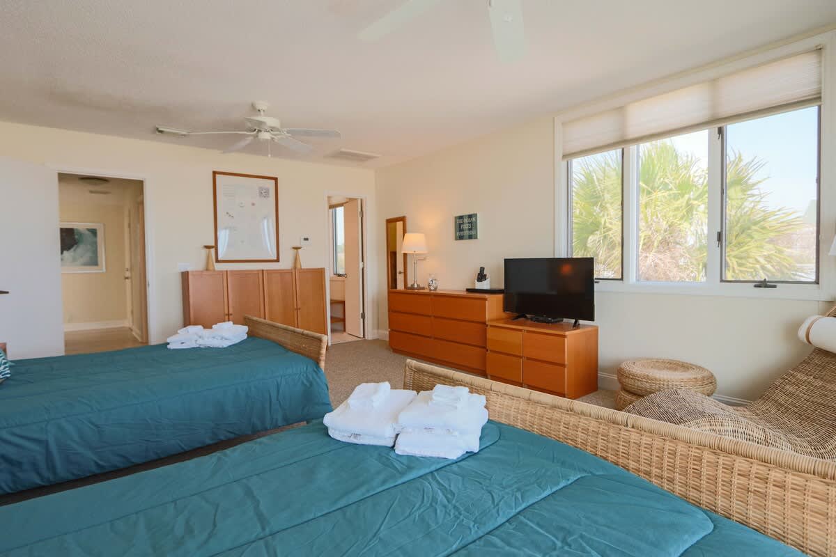 458 Tarpon Blvd | Photo 28