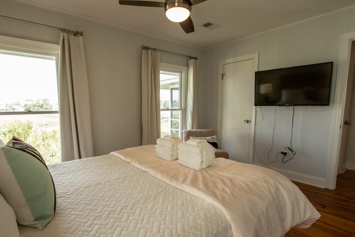 475 Tarpon Blvd | Photo 17
