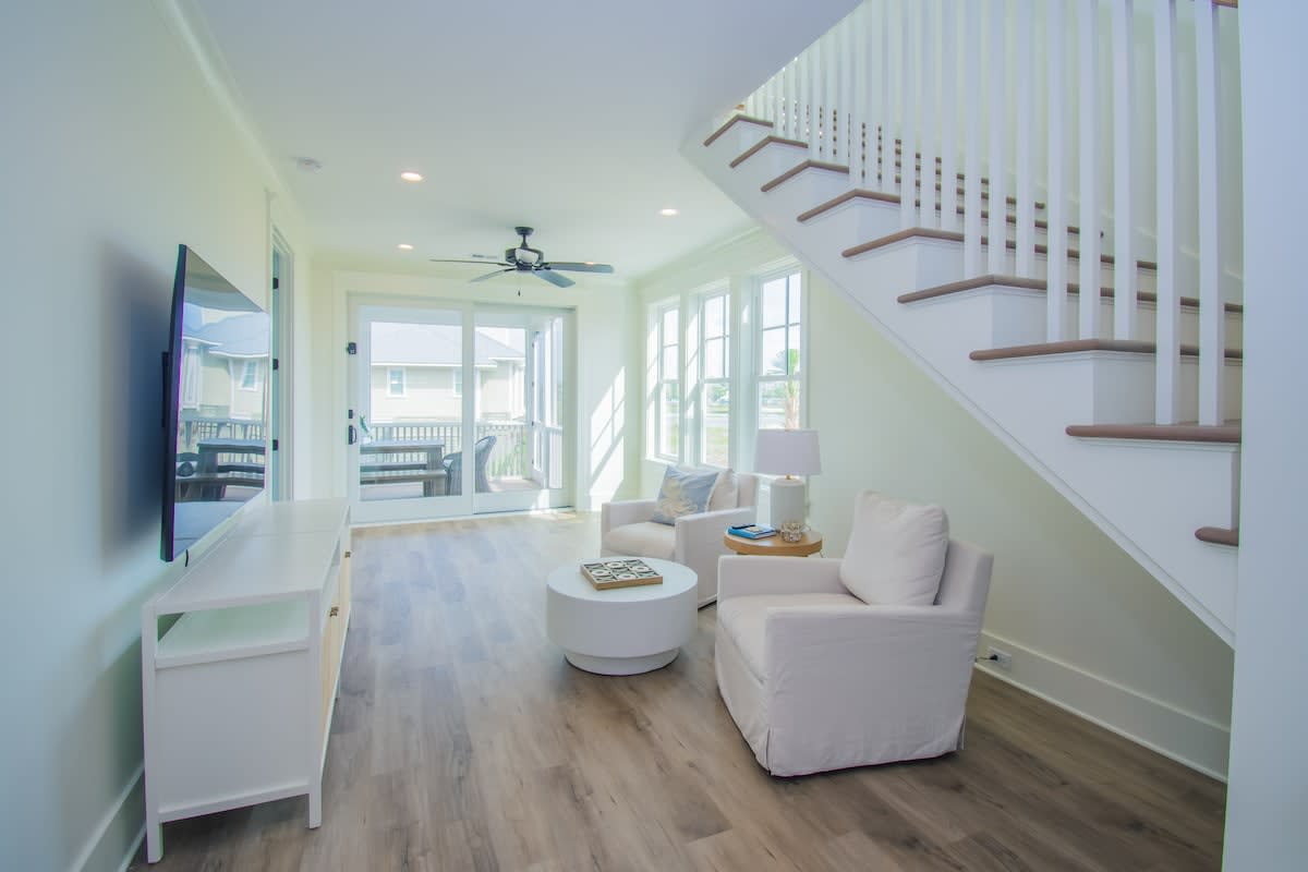 515 Tarpon Blvd | Photo 23