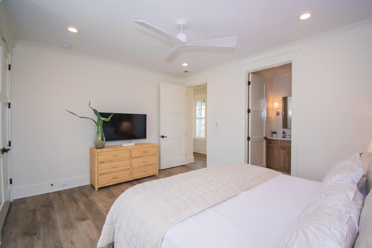 515 Tarpon Blvd | Photo 34
