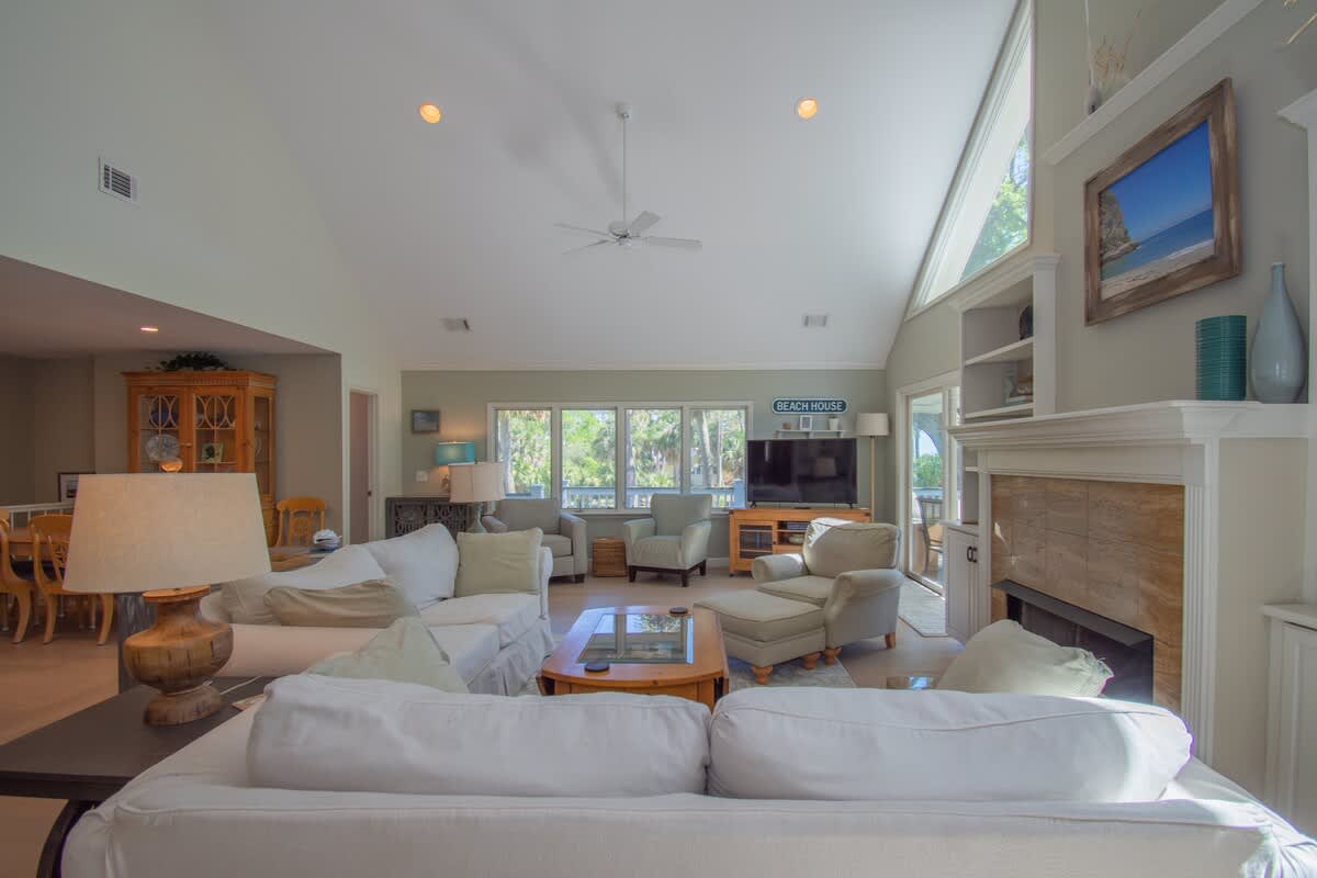 579 Remora Drive | Photo 11