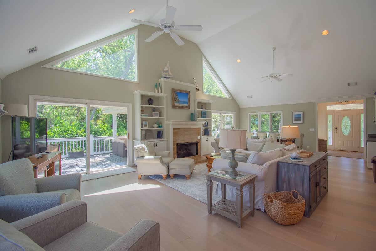 579 Remora Drive | Photo 10