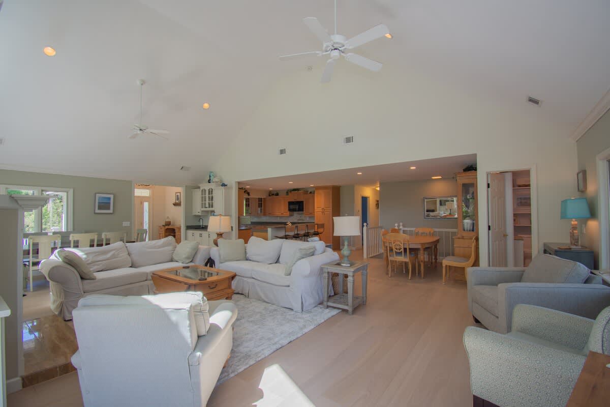 579 Remora Drive | Photo 8