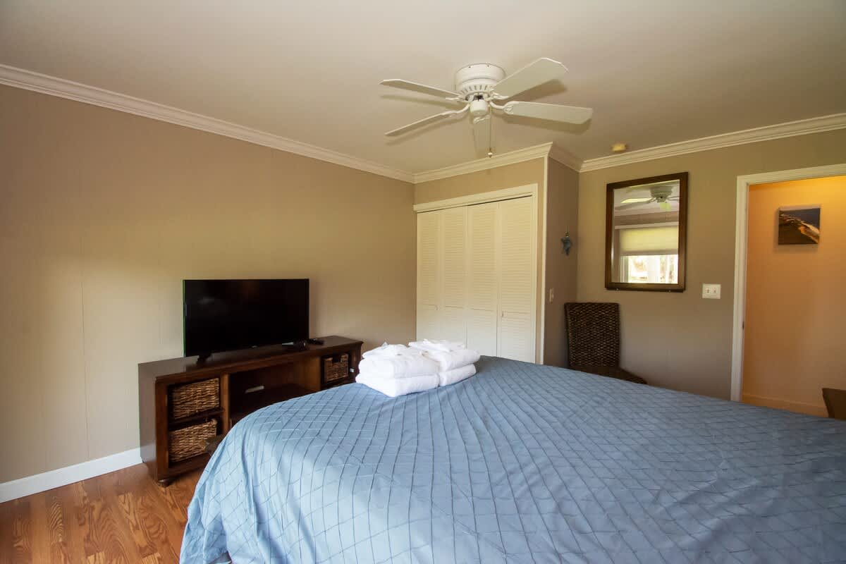 579 Remora Drive | Photo 19