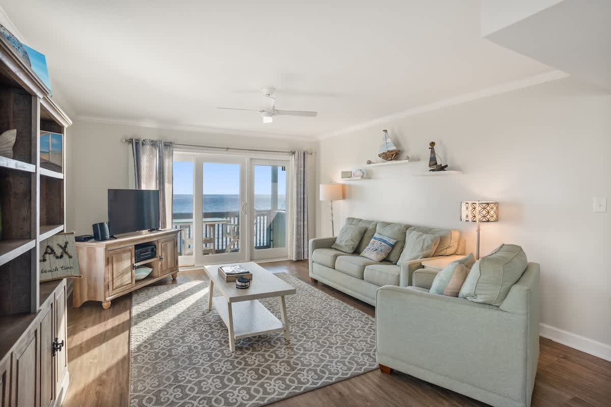 Open concept living room and dining room