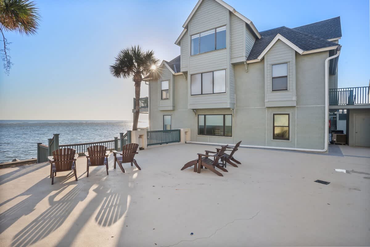 625 Newhaven | Photo 20