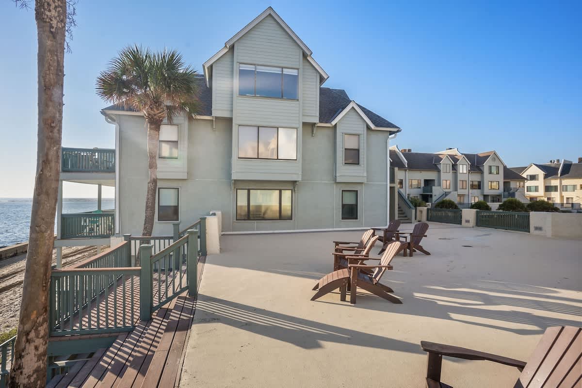 625 Newhaven | Photo 18