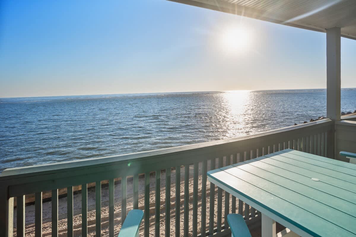 Back Deck with AMAZING view!
