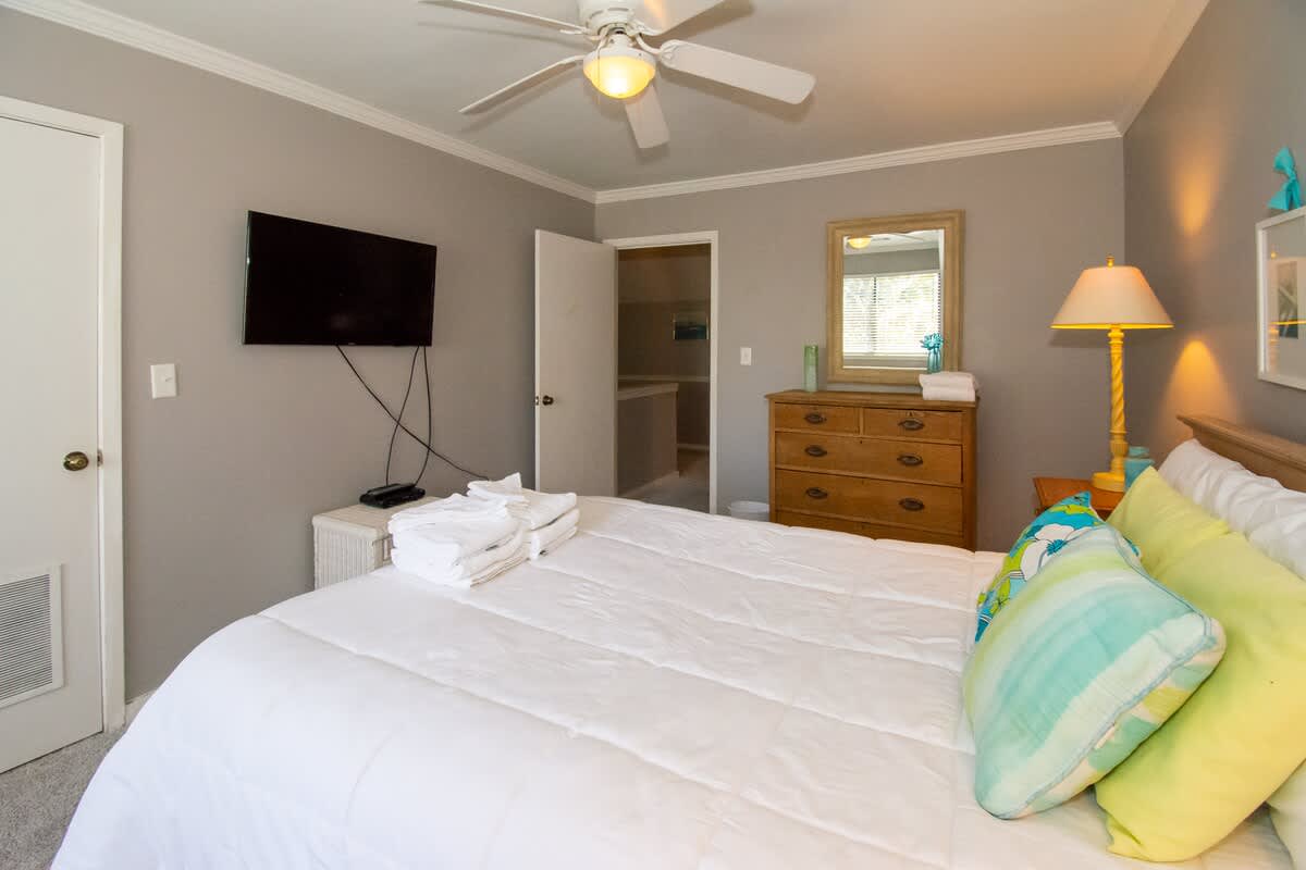 Second floor guest bedroom