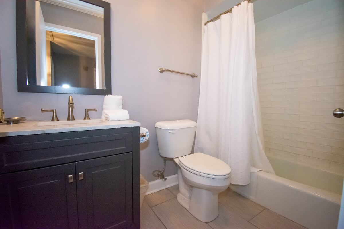 658 Newhaven | Photo 39