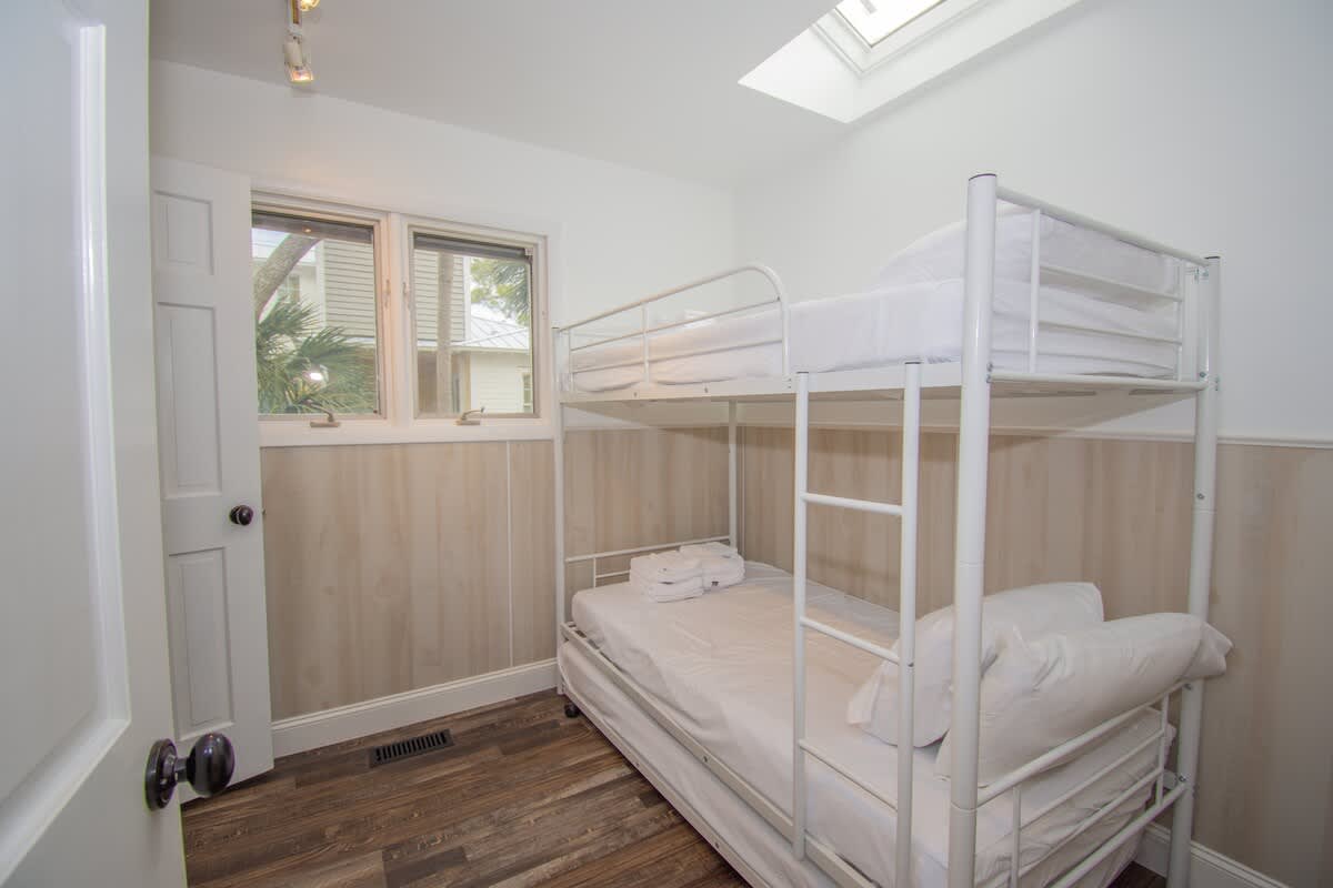 Bunk Beds with Trundle and Jack and Jill Bathroom 