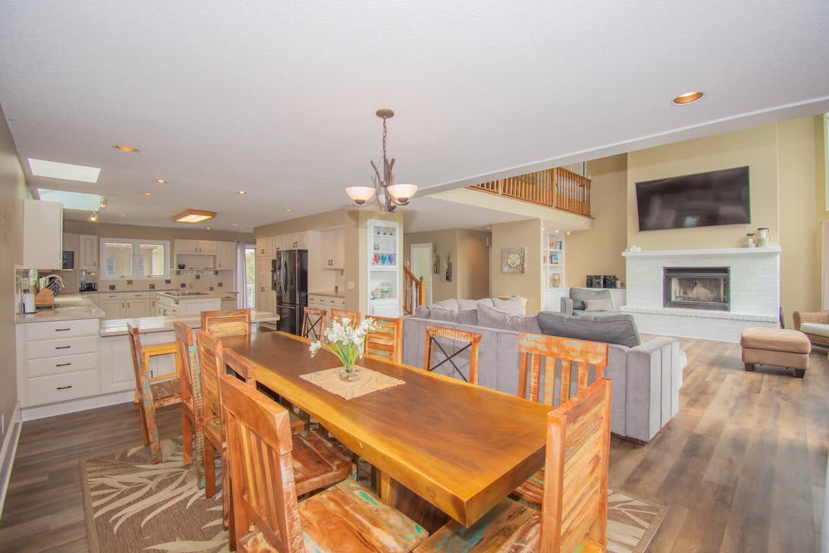 Dining Room with Access to Wrap Around Porch 