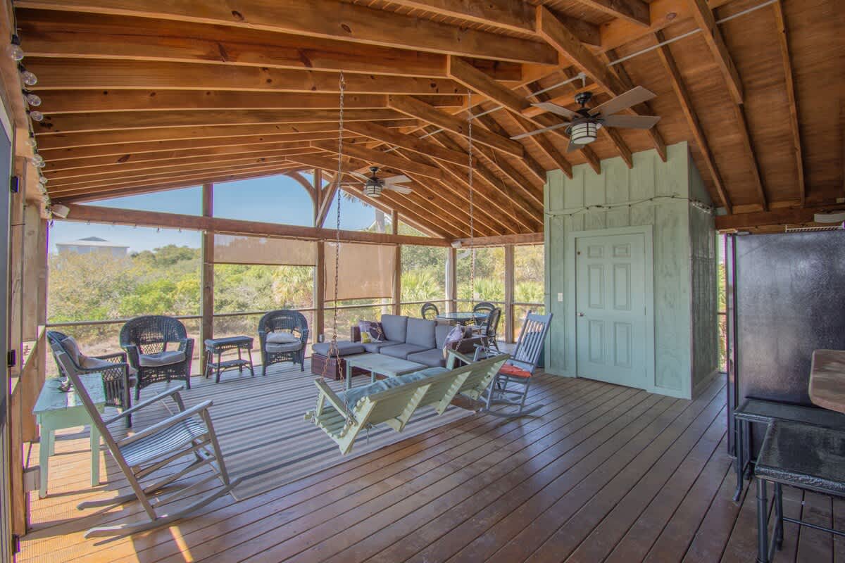 Screened in Porch off of Kitchen 