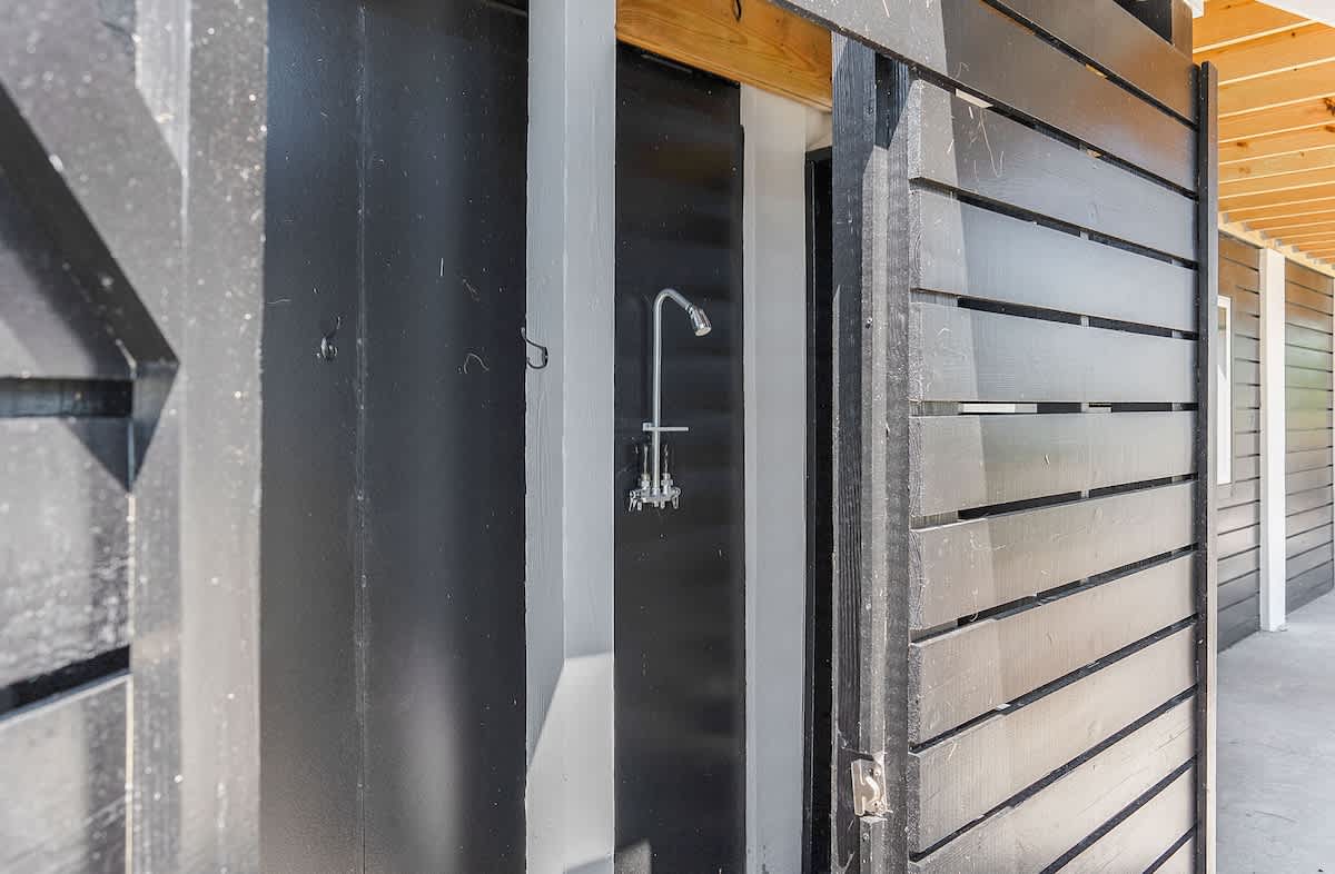 Outdoor Shower 