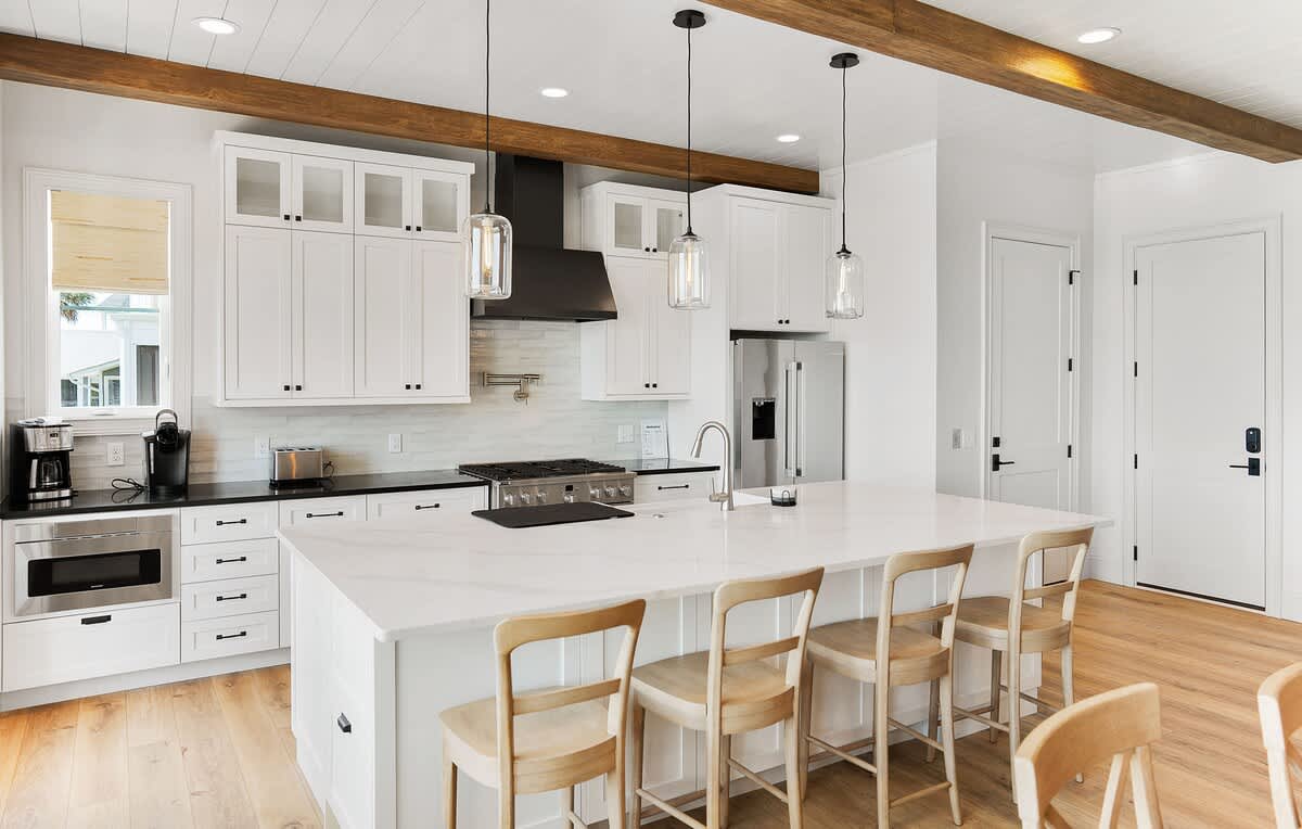 Island Seating 4 with Wine Cooler 