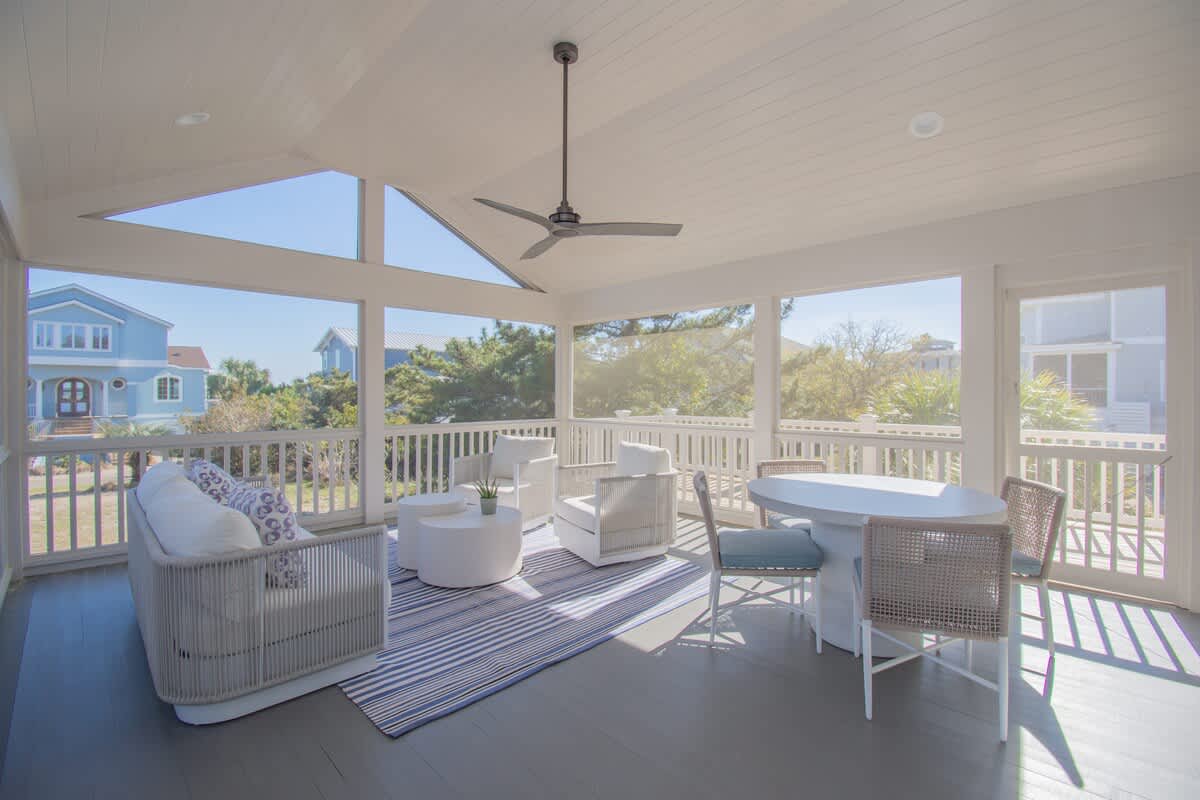 Gorgeous screened in porch