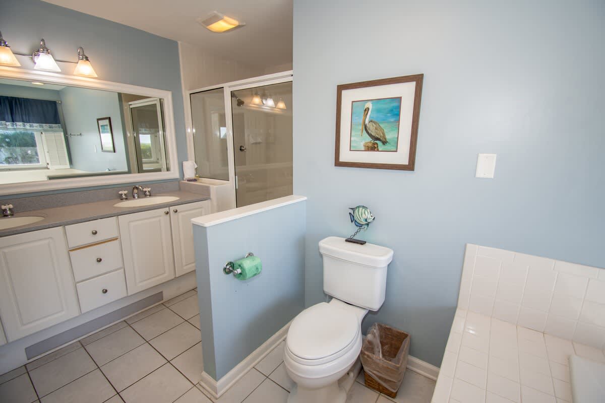 2nd floor primary bedroom with en suite bathroom