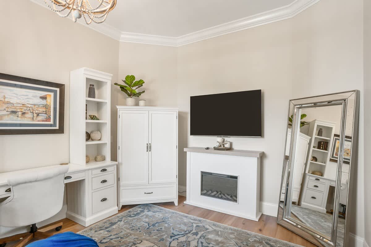 Office Space with a Queen Sleeper Sofa