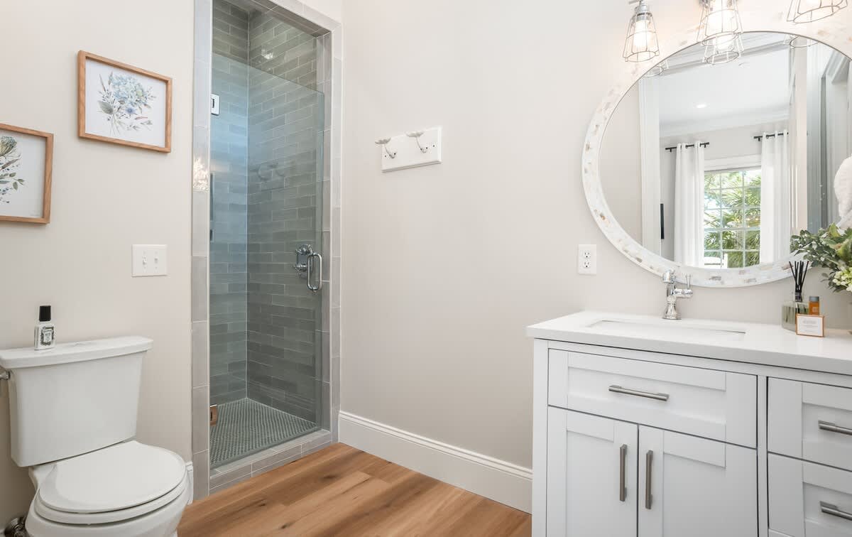 En-Suite to the Guest Bedroom on First Floor 