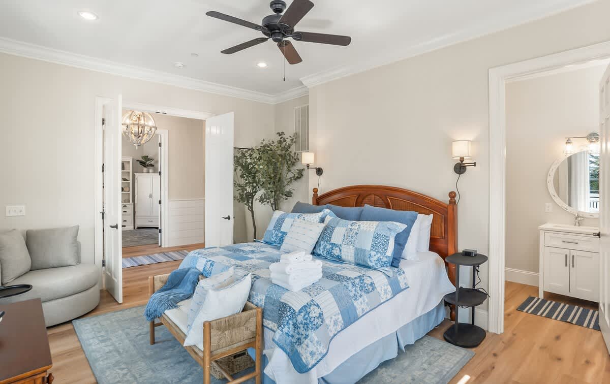 Guest Bedroom with a King Bed on First Floor and En-Suite
