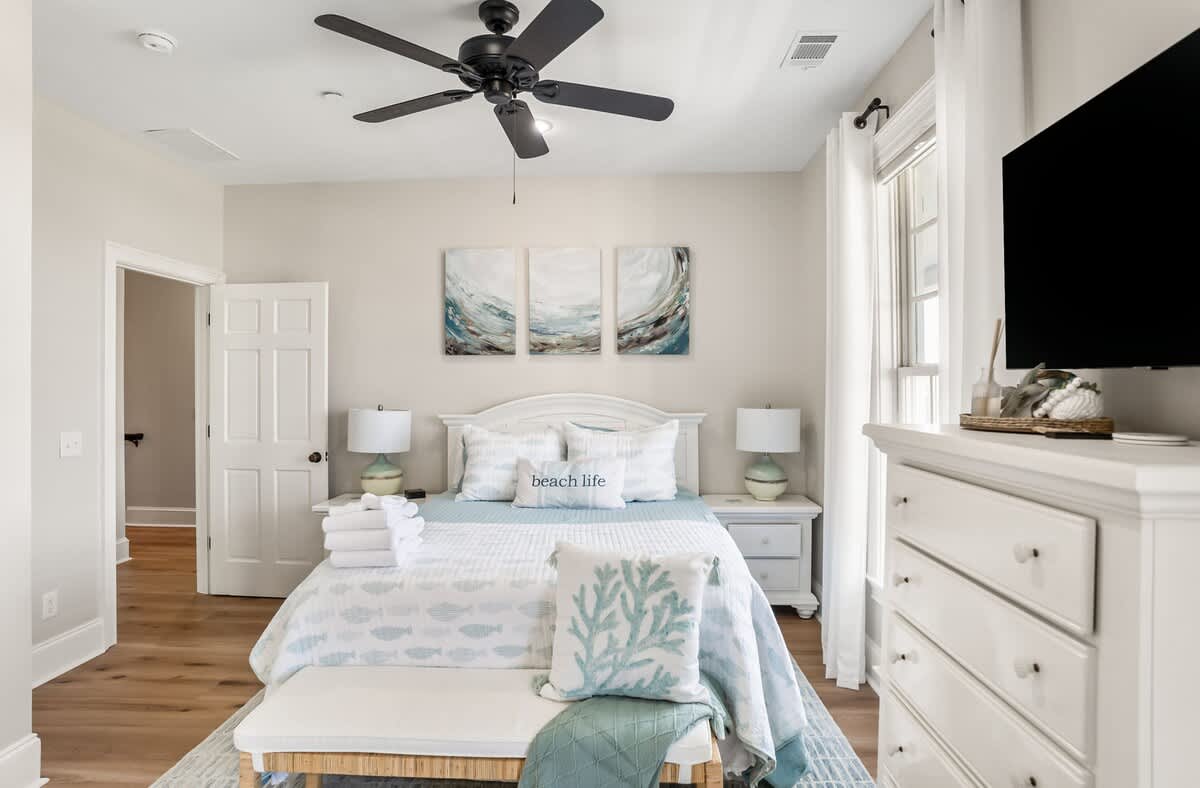 Guest Bedroom Upstairs with a Twin Size Sleeper Sofa and an En-Suite