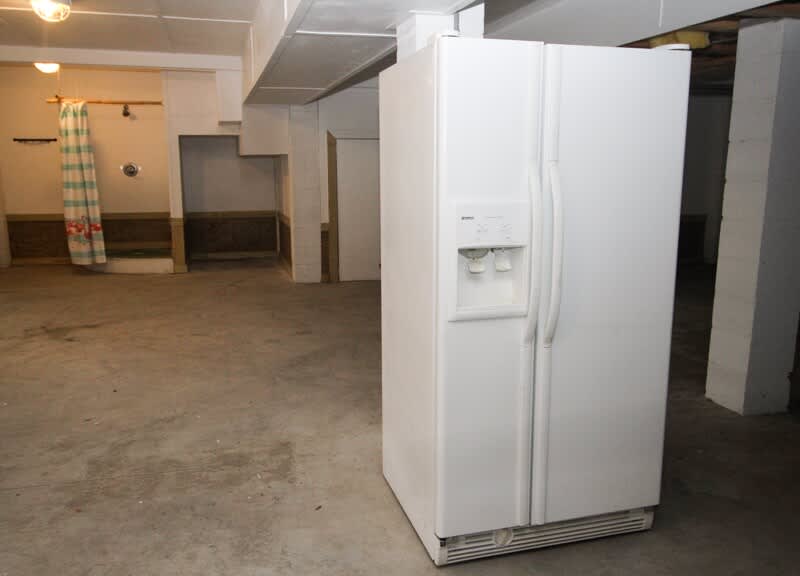 2nd Refrigerator. Located in Garage. 