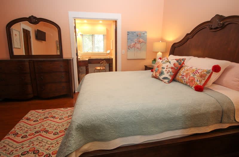 2nd floor King Bedroom