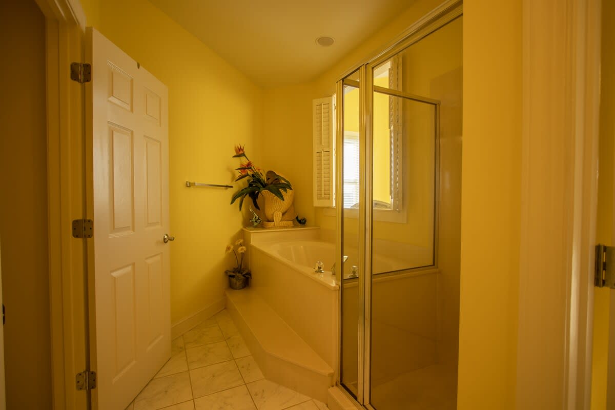 Guest En Suite Bathroom with Garden Tub and Separate Shower