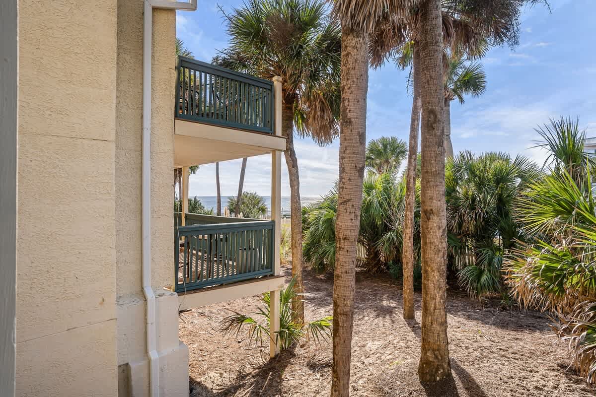 657 Newhaven | Photo 20