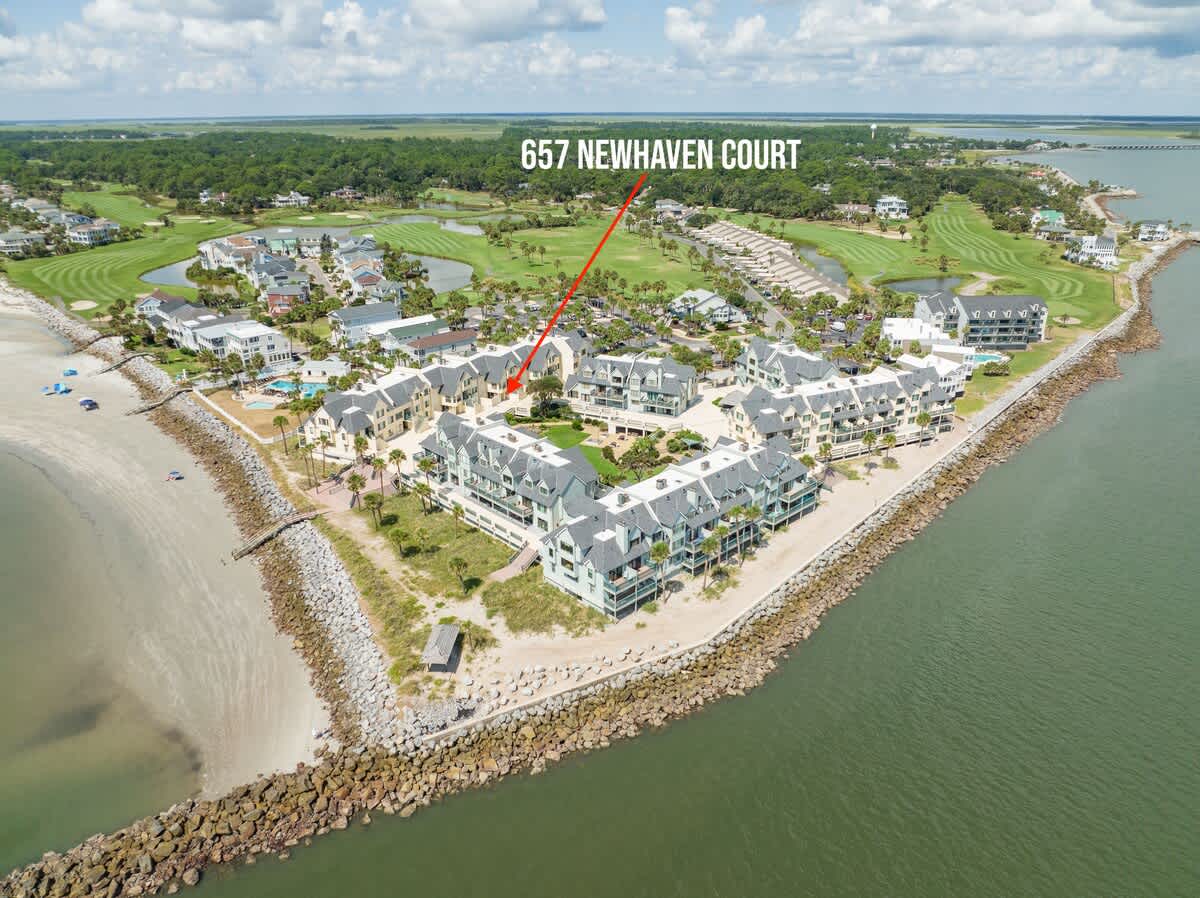 657 Newhaven | Photo 67