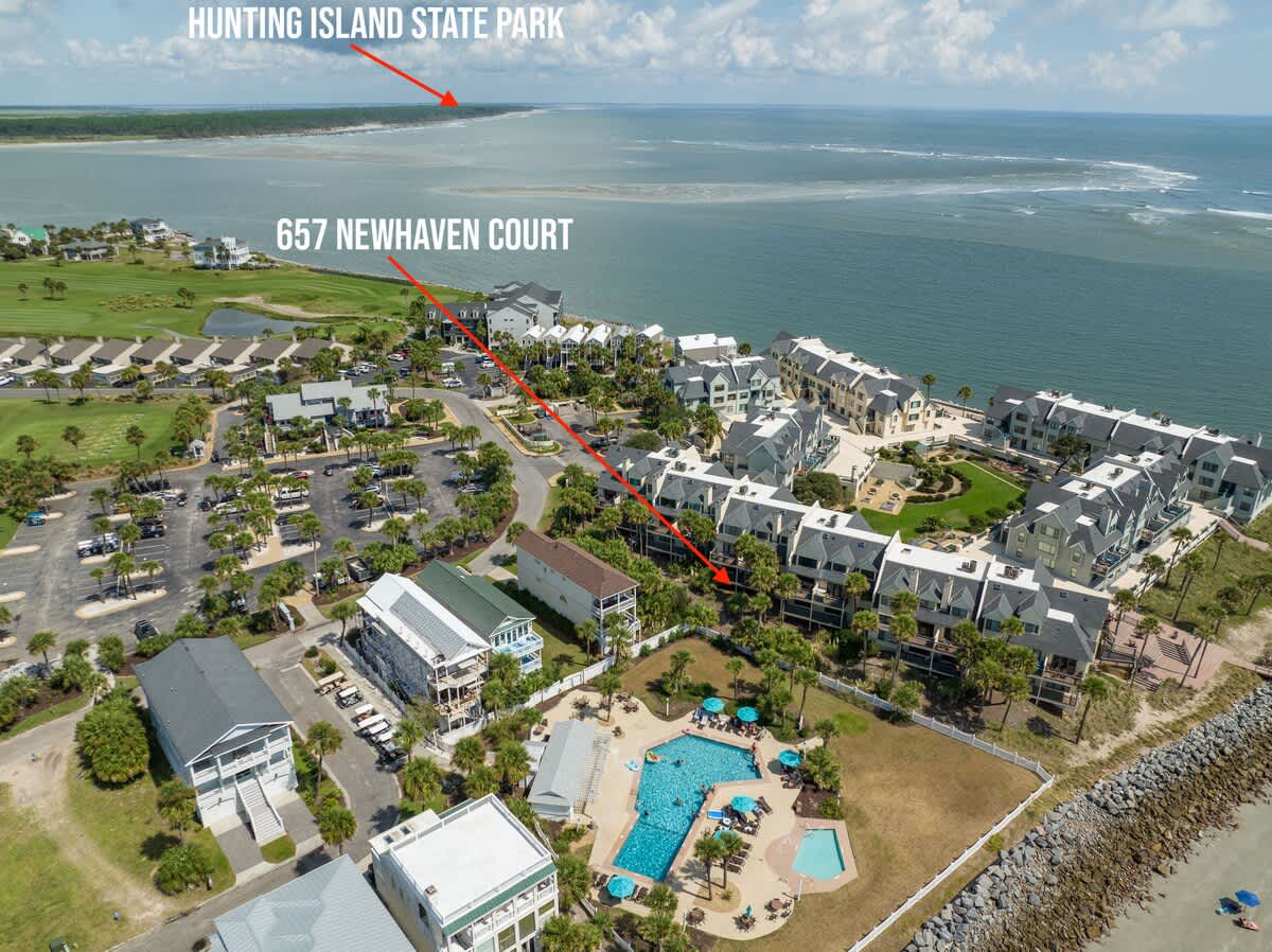 657 Newhaven | Photo 64