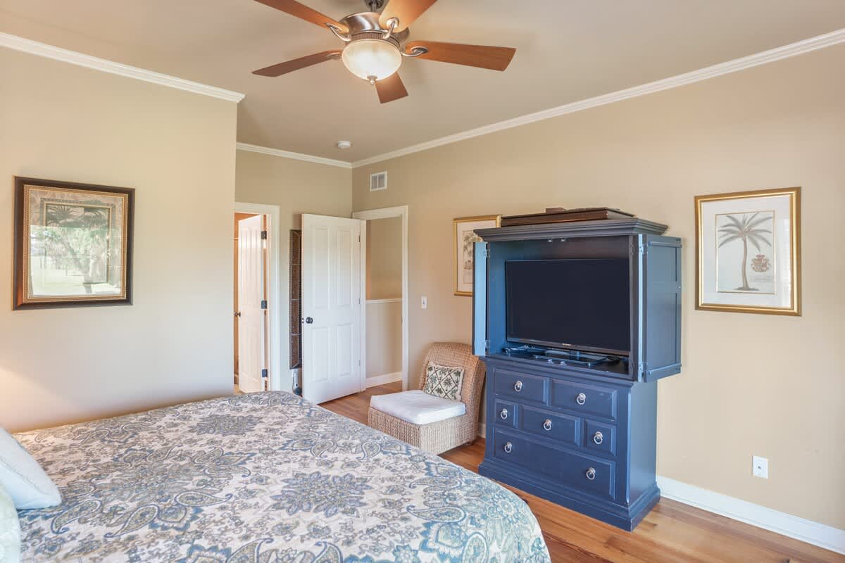 538 Remora Drive | Photo 14