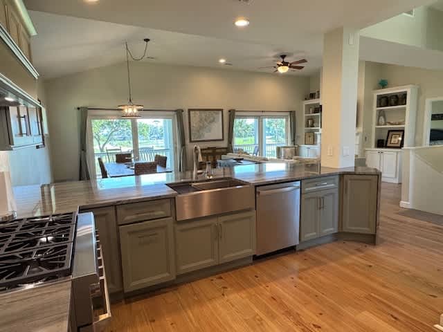 538 Remora Drive | Photo 16