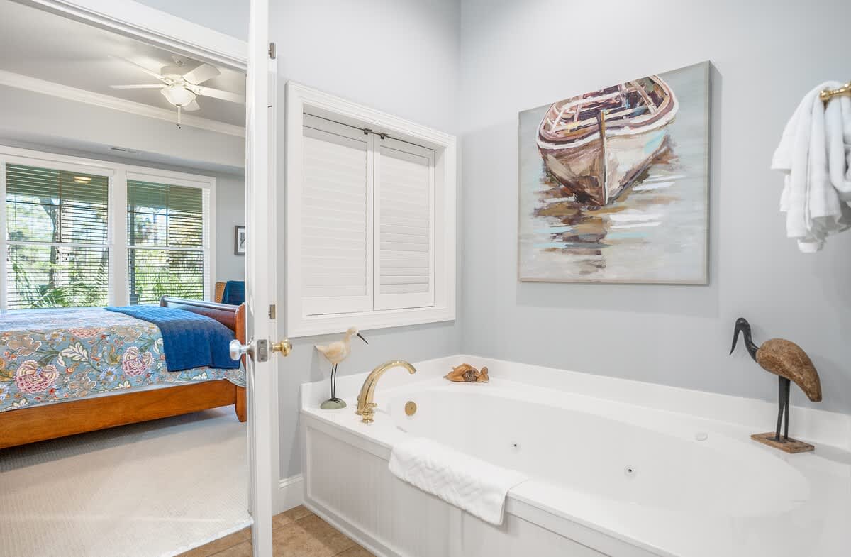 Guest En Suite Bathroom with Soaking Tub and Separate Shower