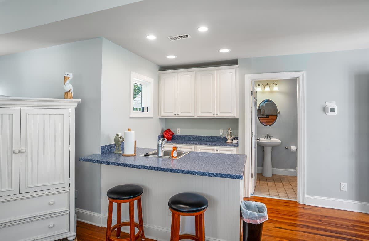 Kitchenette in Bonus Room