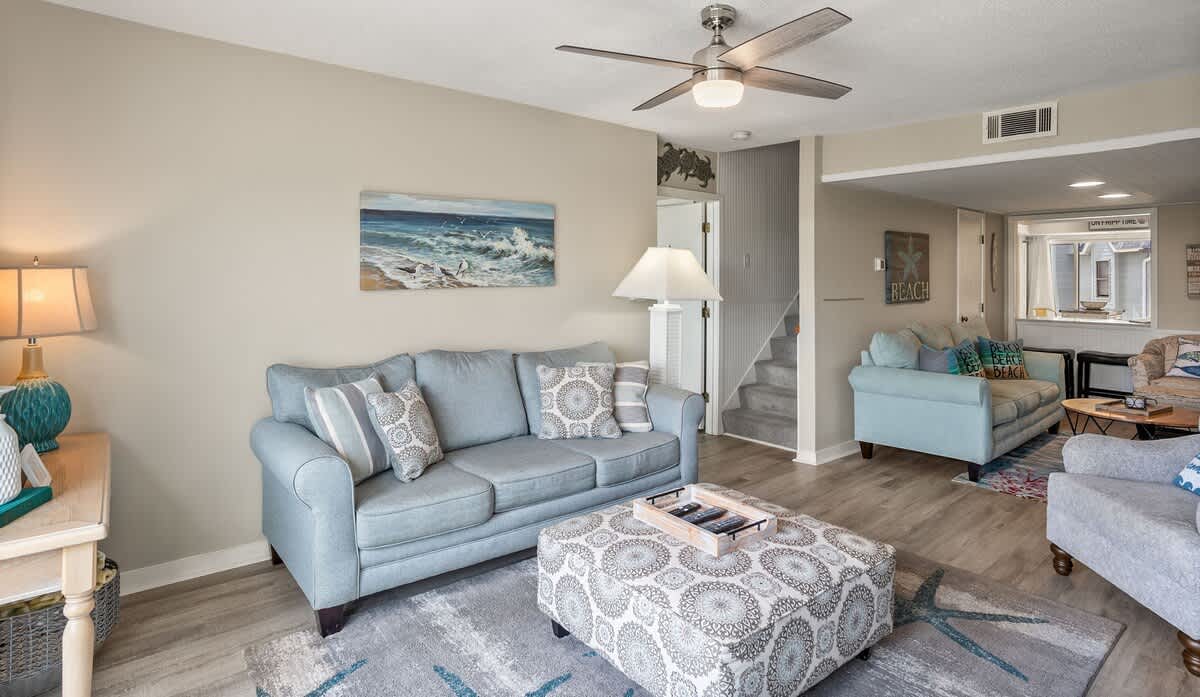 Lovely, comfortable living room area