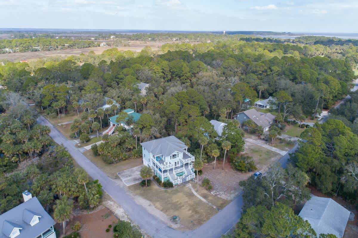 620 Dolphin Road | Photo 50