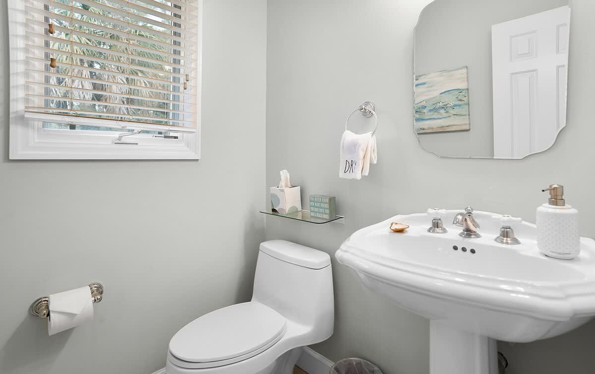 620 Dolphin Road | Photo 20