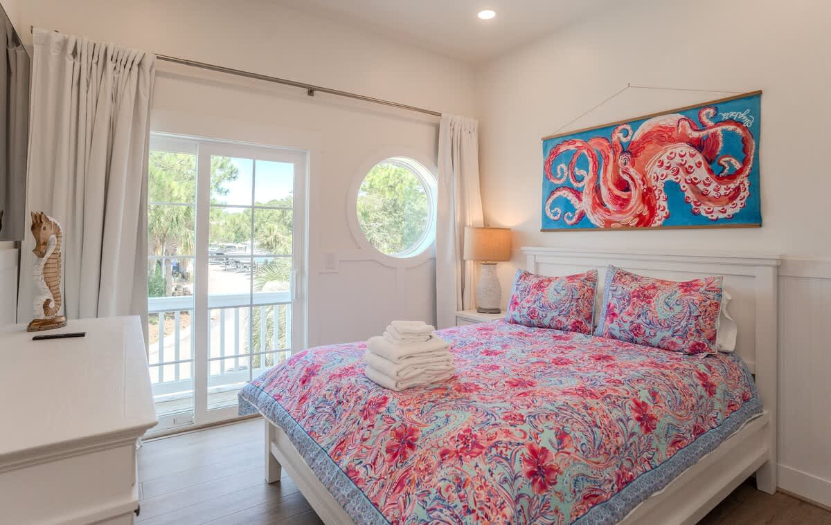 Guest Bedroom Main Floor