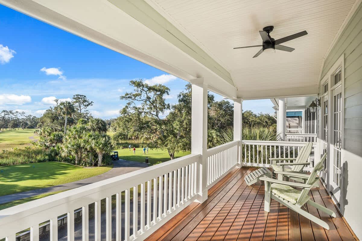 Upstairs Front Porch