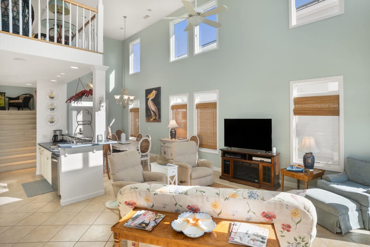 307 Ocean Point Drive | Photo 10
