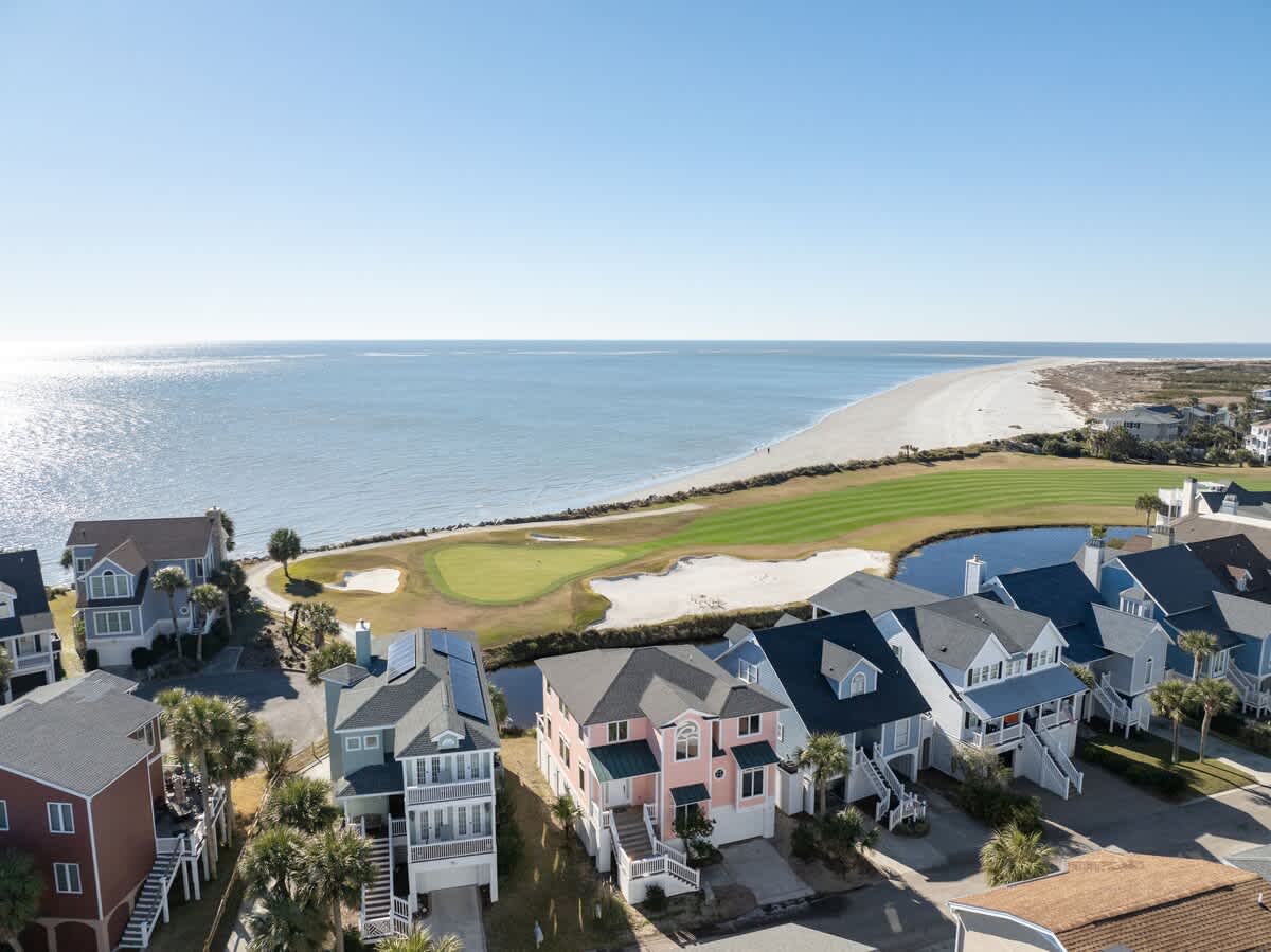 Stunning beach and golf course views