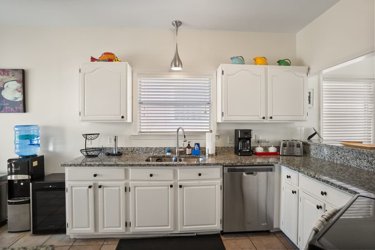 Well-equipped kitchen