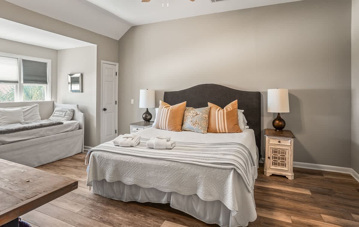 Second floor bedroom with en suite full bathroom and extra day bed