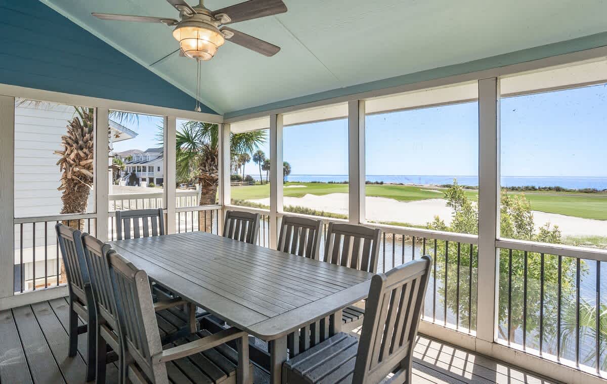 Gorgeous outdoor area with stunning views