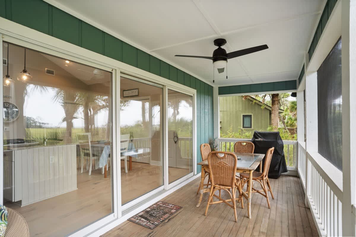 Screened Porch off of Kitchen/Primary Bedroom