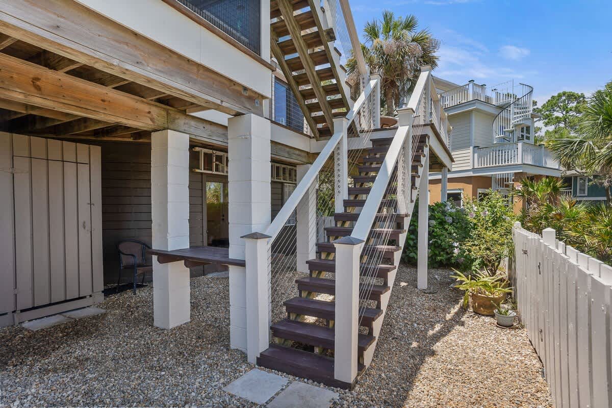 Stairs to deck off Living Room